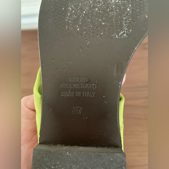 Made in Italy Lalu Green Flat Bonded Leather Sandals Size 37 - Picture 5 of 11